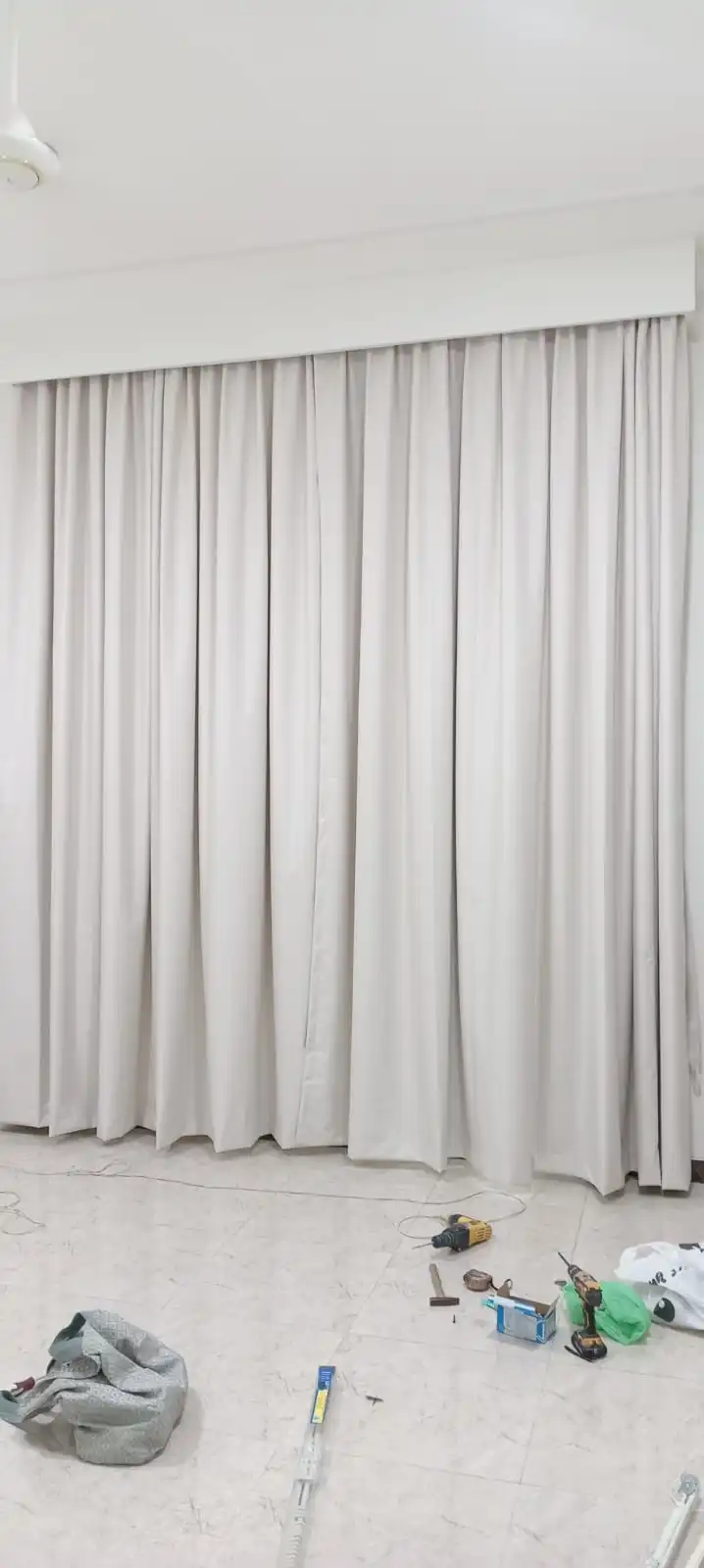 Curtains in Al Wasl